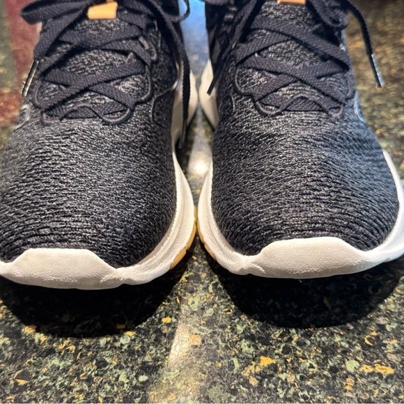 New Balance Fresh Foam ROAV - Picture 6 of 6